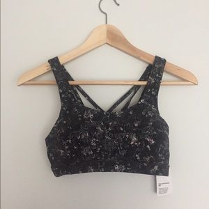 NWT lululemon Free to be Serene sports bra